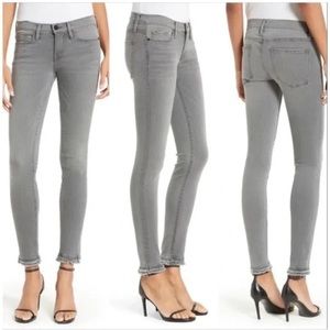 Frame Le Skinny De Jeanne Raw Hem Skinny jeans